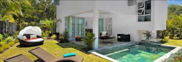So Beach Villa In Situ Roches Noires Rum bild
